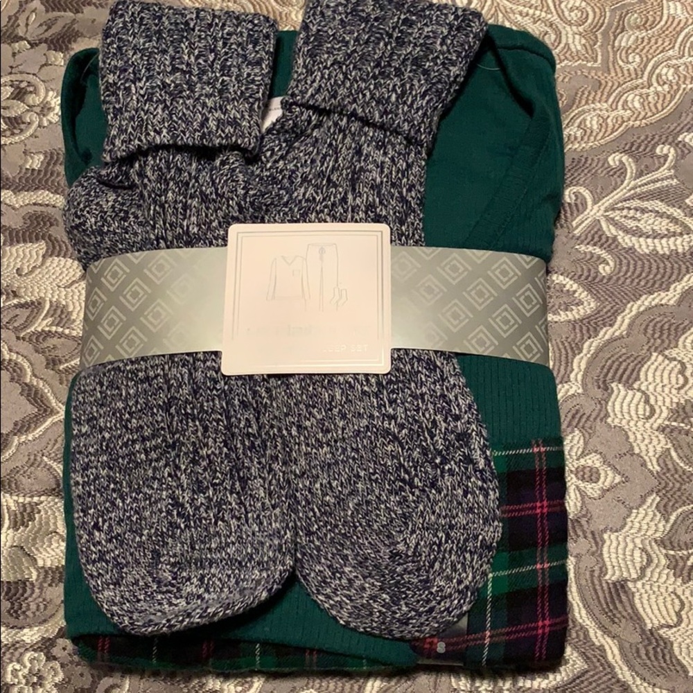 Liz Claiborne pajama set